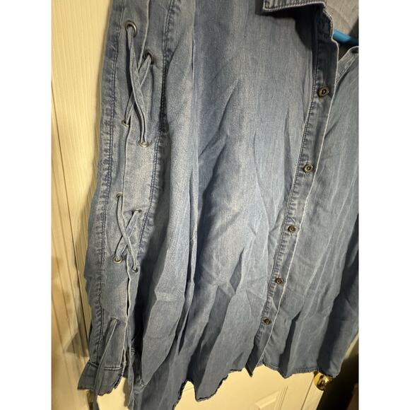 New Directions Curvy Blue Denim Look Button Up Long Sleeve Shirt, Lyocell, 1X - Picture 3 of 5
